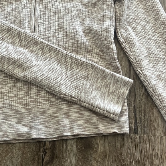 Abercrombie and Fitch - zip polo - Picture 5 of 5